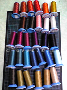 大量のミシン糸