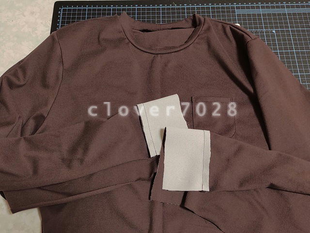 Tシャツ(ブラウン)