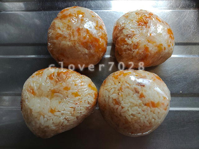 みじん切り人参の炊き込みご飯