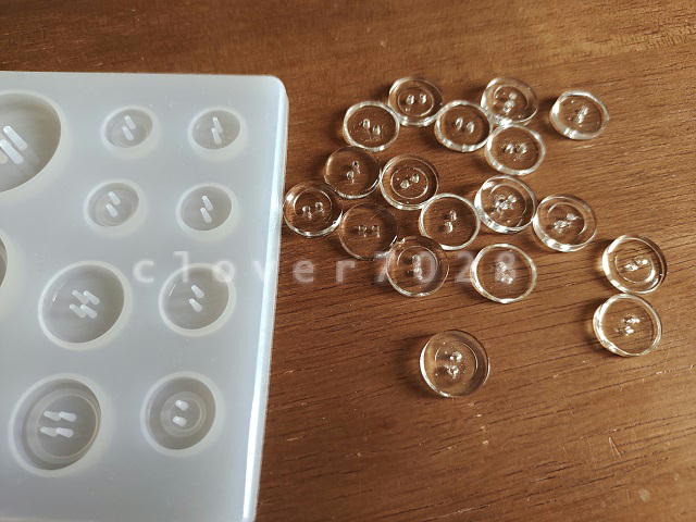 レジンでボタン