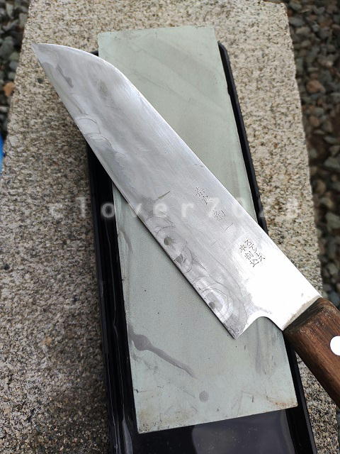 包丁研ぎに挑戦