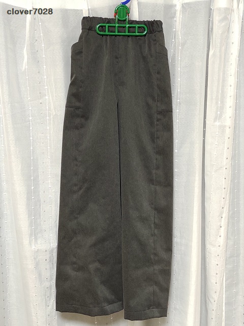 ポケット付きワイドパンツ（グレー）