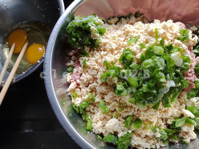 ネギと豆腐入りハンバーグ